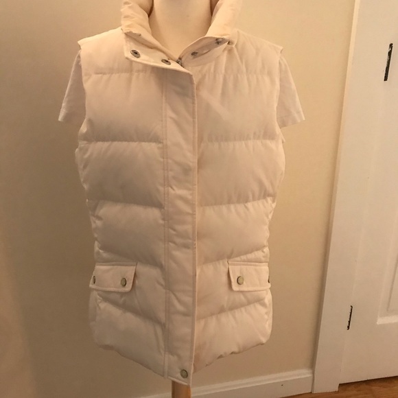 GORGEOUS CREAM TALBOTS PUFFER VEST - Picture 4 of 6